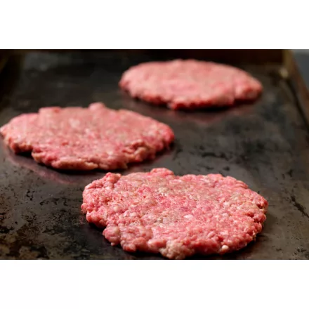 "Smash" marha hamburger húspogácsa kb.80g/db, kb.32db/csomag, kb.2,5kg/csomag